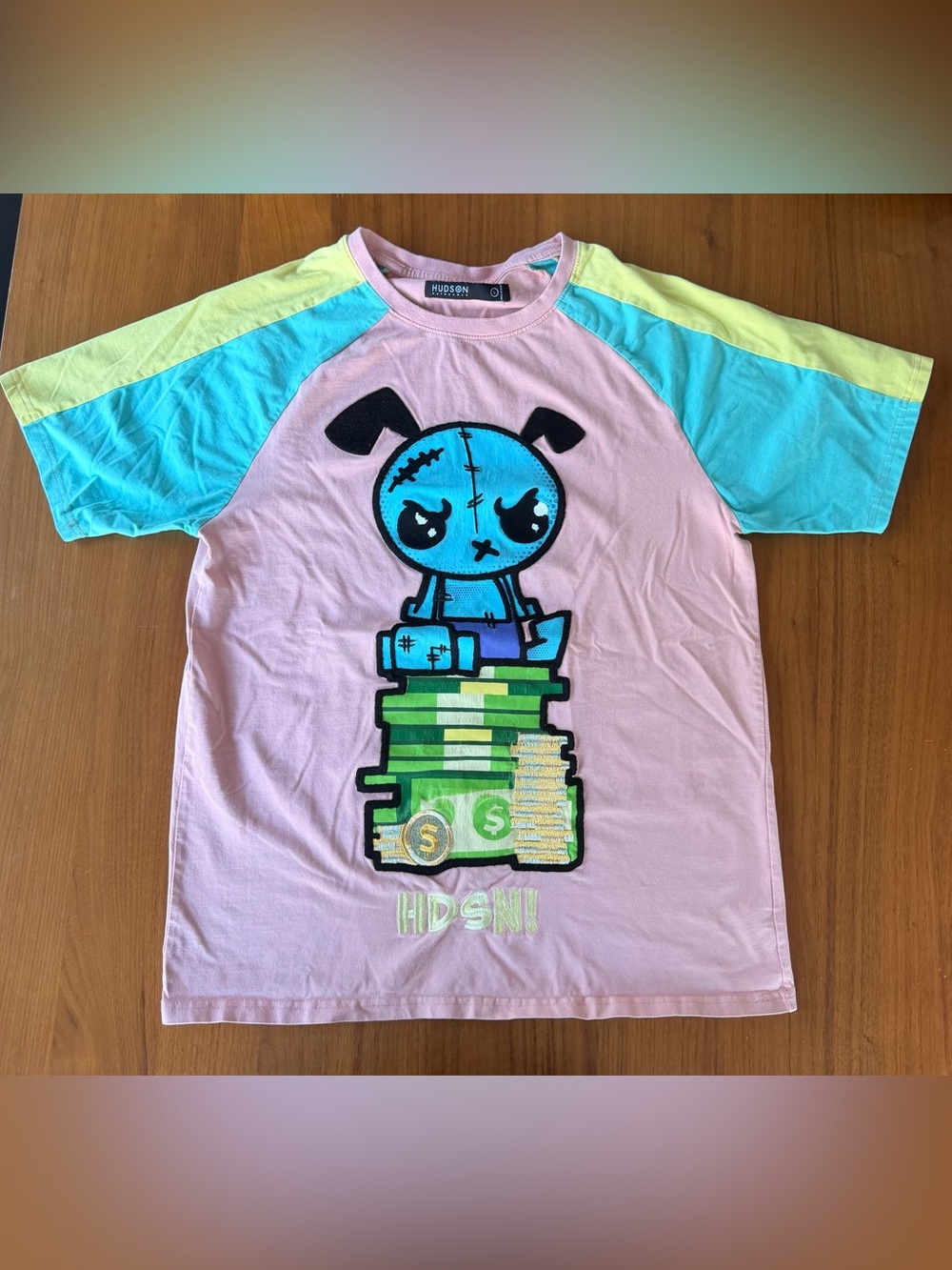 Hudson Outerwear / HDSN men’s graphic tee, size L. Statement color-block design
